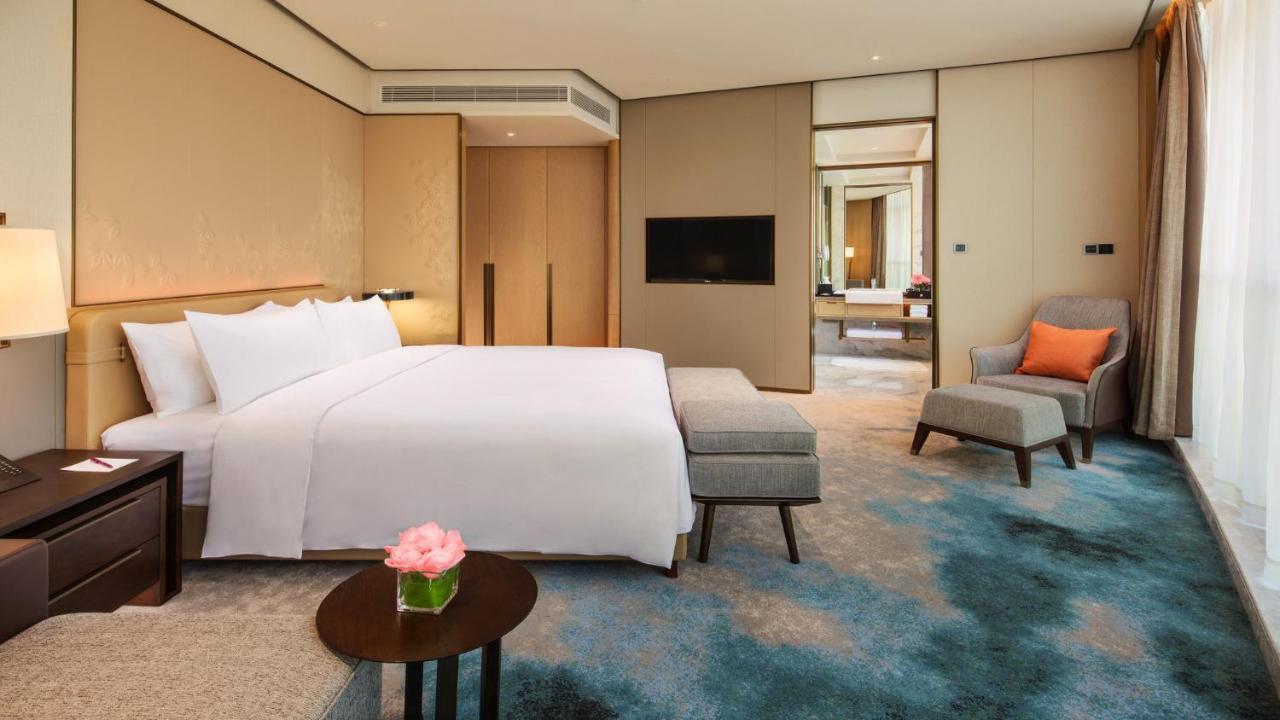 Hotel Crowne Plaza Xiangxi Fenghuang Zewnętrze zdjęcie