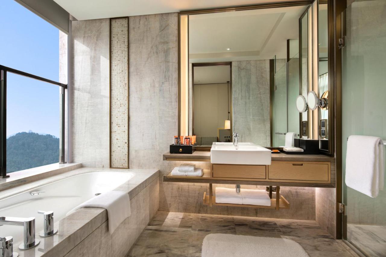 Hotel Crowne Plaza Xiangxi Fenghuang Zewnętrze zdjęcie